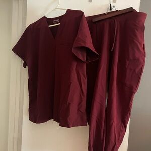 Mandala scrubs set burgundy XL!